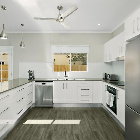 Estilo Bed And Breakfast Cairns Bagian luar foto