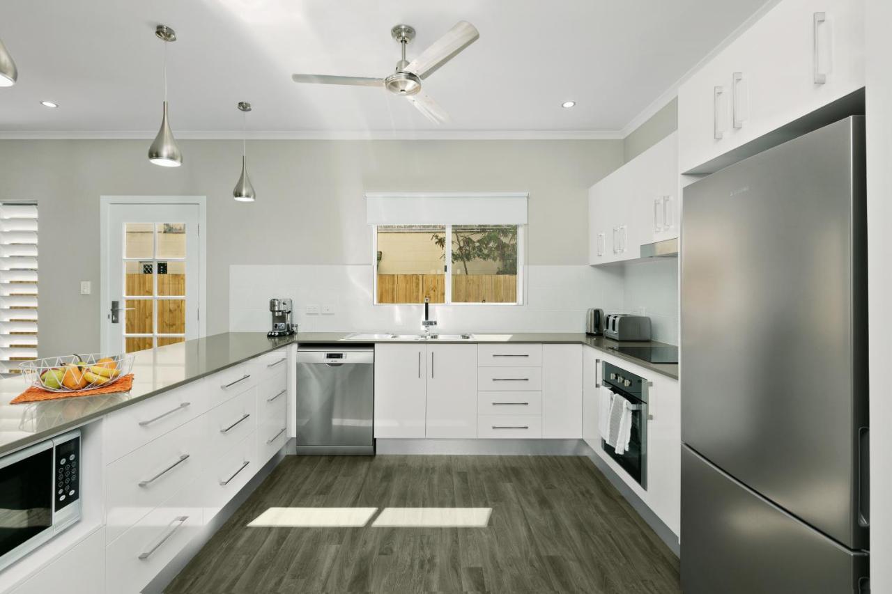 Estilo Bed And Breakfast Cairns Bagian luar foto